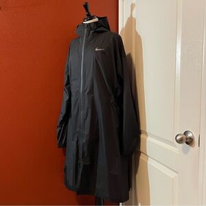Nike‎ x Nocta Women’s NWT Swarovski Crystal Swoosh Loose Fit Waterproof Jacket